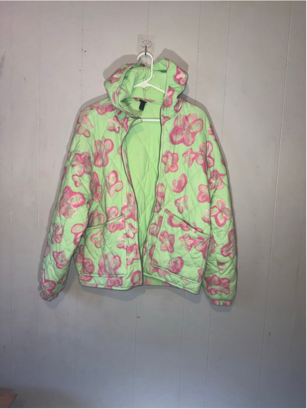 Women's Wild Fable Quilted Puffer Jacket Size L Green Pink Floral